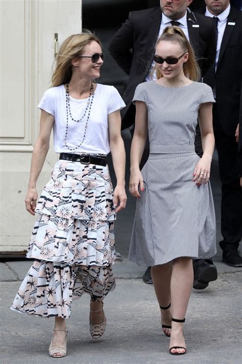 vanessa paradis and daughter.